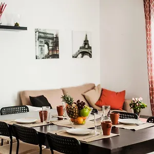 2* Gasthof Bhavana Surf House